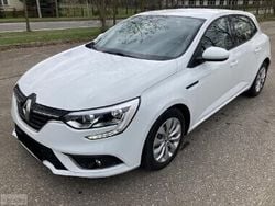 Biały Używany 2017 Renault Mégane IV Kombi | 44 900 zł (Drogi)