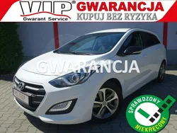 Biały Używany 2015 Hyundai i30 Kombi | 32 900 zł (Uczciwa cena)