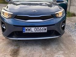 Niebieski Używany 2017 Kia Stonic SUV | 41 500 zł
