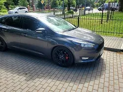 Brązowy Używany 2015 Ford Focus Hatchback | 35 000 zł (Uczciwa cena)