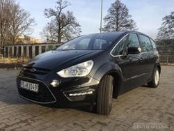 Czarny metalik Używany 2011 Ford S-MAX Titanium Minivan | 48 900 zł