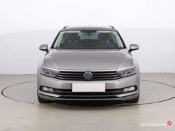Srebrny Używany 2015 VW Passat Kombi | 47 999 zł (Uczciwa cena)