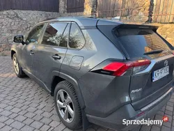 Używany 2020 Toyota RAV4 Hybrid SUV | 125 000 zł (Dość drogi)