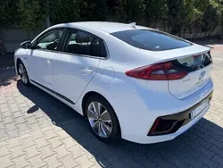 Biały Używany 2018 Hyundai Ioniq Sedan/Limuzyna | 32 500 zł