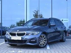 Szary mineralny metalizowany Używany 2021 BMW 320 Shadowline Kombi | 126 600 zł (Uczciwa cena)