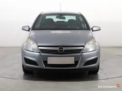 Srebrny Używany 2008 Opel Astra Sedan/Limuzyna | 7999 zł (Dobra cena)