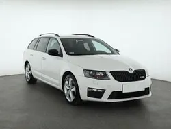 Biały Używany 2016 Skoda Octavia Kombi | 47 499 zł (Dobra cena)