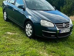 Granatowy Używany 2006 VW Jetta Sedan/Limuzyna | 8800 zł (Uczciwa cena)