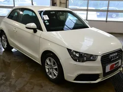 Kremowy Używany 2010 Audi A1 Hatchback | 15 500 zł