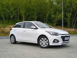 Biały Używany 2019 Hyundai i20 Comfort Hatchback | 44 900 zł (Dobra cena)