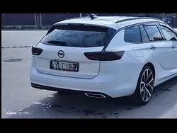Biały Używany 2018 Opel Insignia S Kombi | 50 000 zł (Dość drogi)