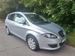 Srebrny Używany 2008 Seat Altea XL Minivan | 9900 zł (Uczciwa cena)