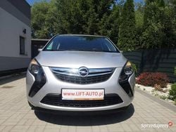 Srebrny Używany 2013 Opel Zafira Minivan | 35 900 zł (Dość drogi)