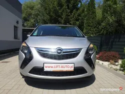 Srebrny Używany 2013 Opel Zafira Minivan | 35 900 zł (Dość drogi)