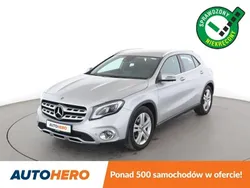 Srebrny (metalik) Używany 2017 Mercedes GLA200 SUV | 71 300 zł (Dobra cena)