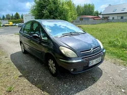 Czarny Używany 2006 Citroën Xsara Picasso Minivan | 2700 zł