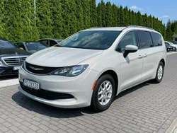 Szary Używany 2017 Chrysler Pacifica SUV | 68 000 zł (Uczciwa cena)