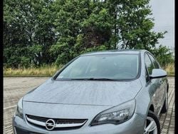 Srebrny Używany 2013 Opel Astra Hatchback | 19 500 zł (Uczciwa cena)