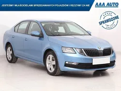 Błękitny Używany 2019 Skoda Octavia | 48 499 zł (Uczciwa cena)