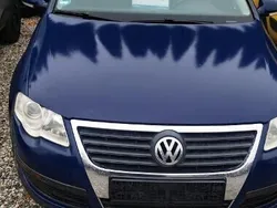 Niebieski Używany 2006 VW Passat Trendline Sedan/Limuzyna | 14 900 zł (Drogi)