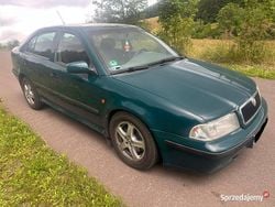 Zielony Używany 1998 Skoda Octavia Sedan/Limuzyna | 3600 zł (Uczciwa cena)