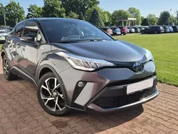 Niebieski ciemny Używany 2021 Toyota C-HR SUV | 97 800 zł (Uczciwa cena)