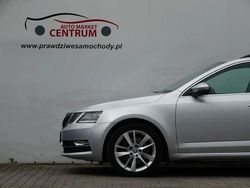Srebrny (metalik) Używany 2018 Skoda Octavia Kombi | 61 900 zł (Dość drogi)