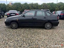 Czarny Używany 1999 Seat Cordoba Sedan/Limuzyna | 1990 zł