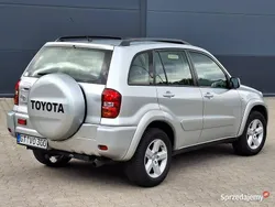 Srebrny Używany 2005 Toyota RAV4 SUV | 23 900 zł (Dobra cena)