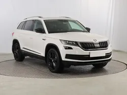 Biały Używany 2018 Skoda Kodiaq SUV | 94 999 zł (Dobra cena)