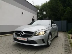 Srebrny Używany 2017 Mercedes A180 Hatchback | 59 900 zł (Uczciwa cena)