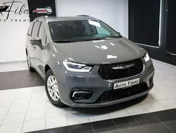 Szary Używany 2022 Chrysler Pacifica SUV | 123 900 zł (Uczciwa cena)