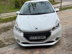 Używany 2014 Peugeot 2008 SUV | 21 400 zł (Uczciwa cena)