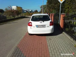 Biały Używany 2009 Toyota Auris Hatchback | 16 400 zł
