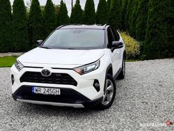 Biały Używany 2020 Toyota RAV4 SUV | 109 900 zł (Uczciwa cena)