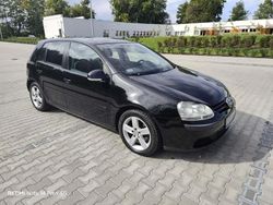 Czarny Używany 2006 VW Golf V Hatchback | 9900 zł (Uczciwa cena)