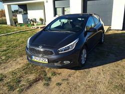 Szary Używany 2014 Kia Ceed Hatchback | 31 500 zł (Uczciwa cena)