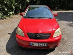 Czerwony Używany 2003 Toyota Corolla Hatchback | 7200 zł (Uczciwa cena)