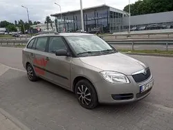 Beżowy Używany 2009 Skoda Fabia Kombi | 9900 zł