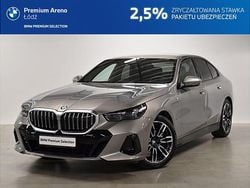 Szary oxide metalizowany Używany 2025 BMW 520 Comfort Edition Sedan/Limuzyna | 282 000 zł (Dość drogi)