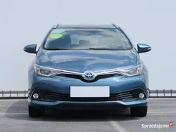 Niebieski Używany 2016 Toyota Auris Hybrid Kombi | 58 999 zł (Uczciwa cena)