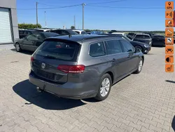 Grafitowy (metalik) Używany 2017 VW Passat Kombi | 28 900 zł