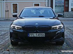 Używany 2023 BMW 318 Shadowline | 119 500 zł
