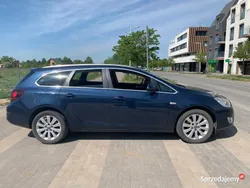 Niebieski Używany 2012 Opel Astra Cosmo Kombi | 14 900 zł (Dobra cena)