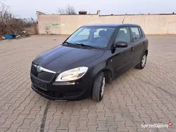 Czarny Używany 2011 Skoda Fabia Sedan/Limuzyna | 13 900 zł (Dobra cena)