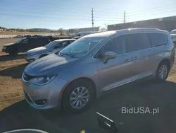 Srebrny Używany 2018 Chrysler Pacifica SUV | 39 500 zł