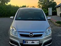 Srebrny Używany 2006 Opel Zafira Minivan | 8900 zł (Uczciwa cena)