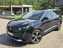 Czarny (metalik, perła) Używany 2021 Peugeot 5008 GTi Minivan | 77 900 zł (Dobra cena)