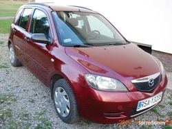 Bordowy Używany 2003 Mazda 2 Exclusive Hatchback | 4700 zł