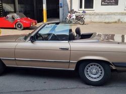 Używany 1981 Mercedes SL380 | 79 000 zł